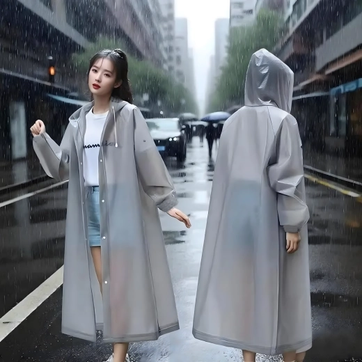 Lightweight, packable rain protection