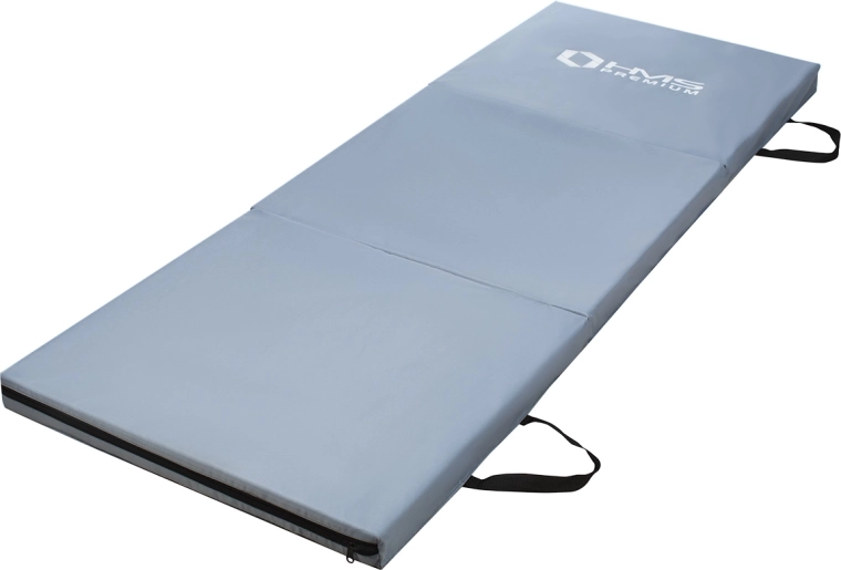 Folding 3-panel design saves space