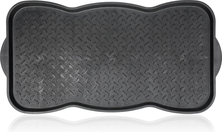 High rim for clean floors