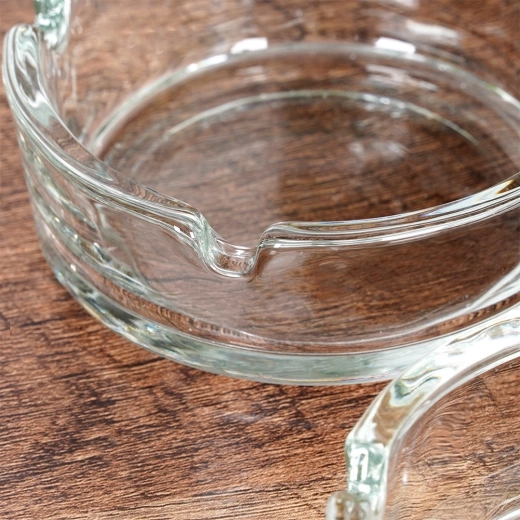 Štiri praktična naslona za cigareto