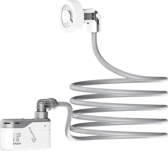 Two flow modes for saving water or a quick rinse