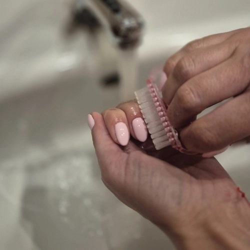 Easy hygiene and dirt control