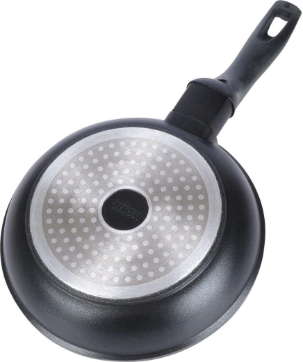 Compatibile con tutti i tipi di piani cottura, inclusa l’induzione