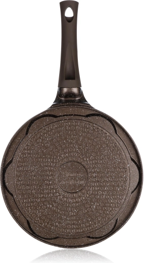 Fondo a induzione e distribuzione uniforme del calore