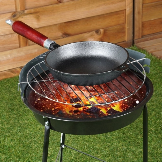 Versatile use at home and outdoors