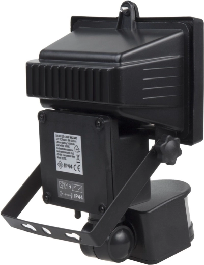 Odolnosť IP44 pre vonkajšie prostredie