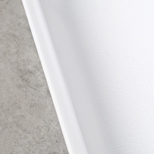 Varno prenašanje zahvaljujoč protizdrsni površini