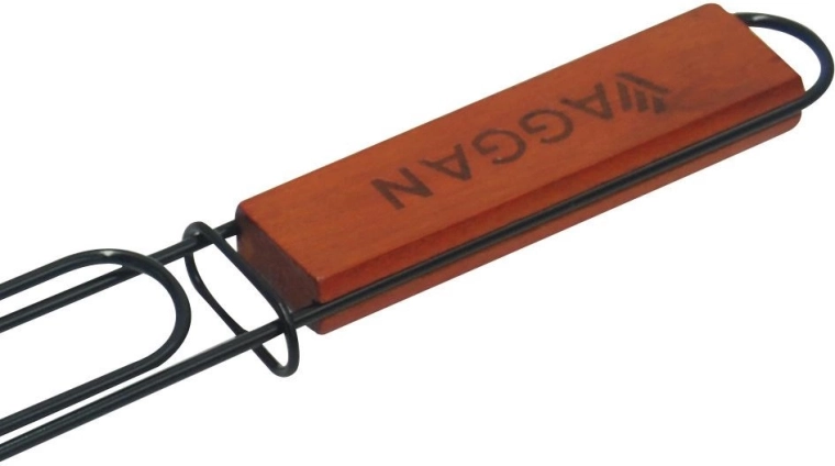 Comfortable and safe wooden handle