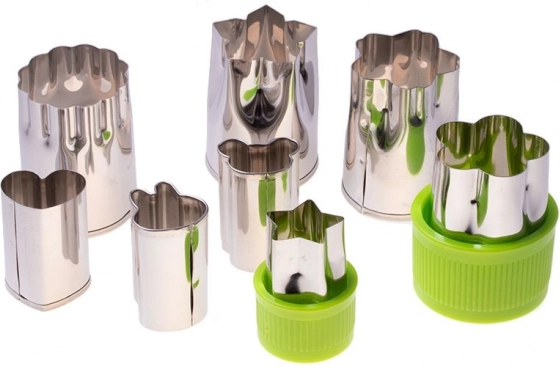 Set of 8 Fruit and Vegetable Cutters