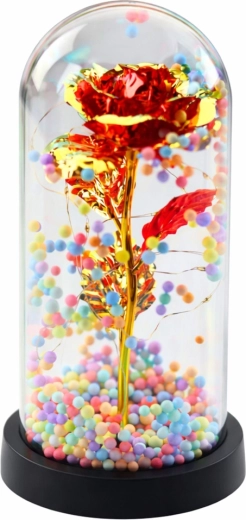 Décoration romantique avec rose éternelle