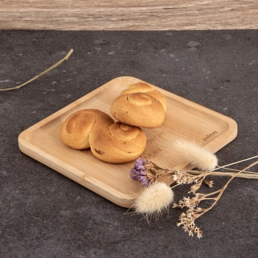 Dimensioni compatte 14 × 14 cm