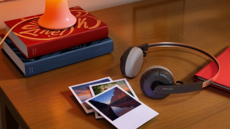 Retro look, modern wireless sound