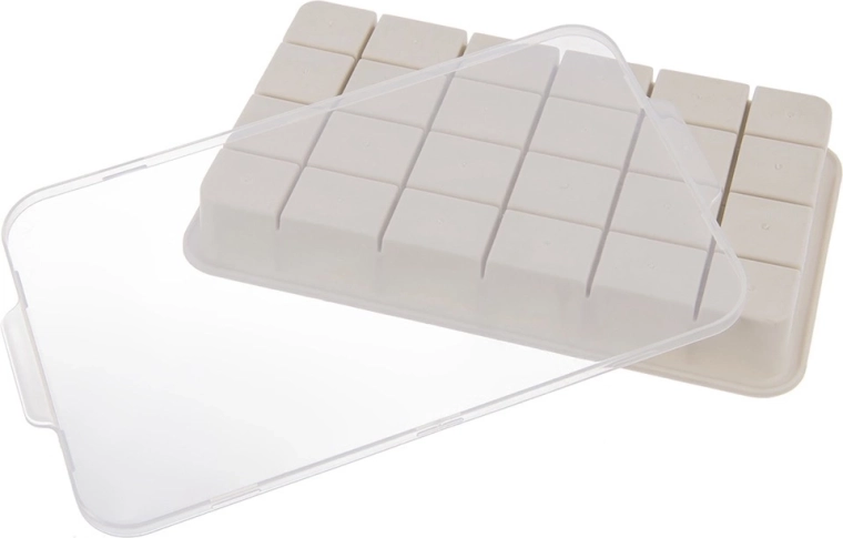 Coperchio trasparente contro fuoriuscite e odori