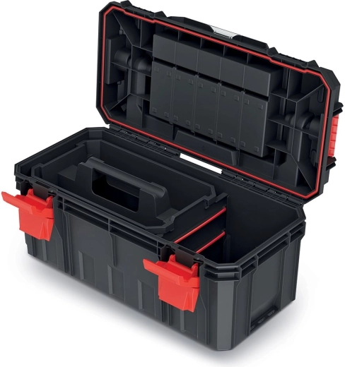 Organizzazione chiara di utensili e minuteria