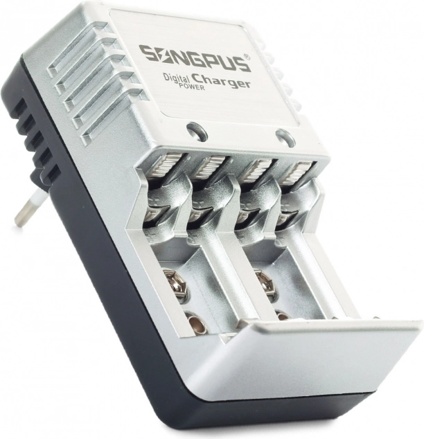 AA, AAA and 9V Battery Charger for Ni-MH and Ni-Cd
