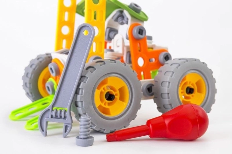 Tools included – screwing and taking apart