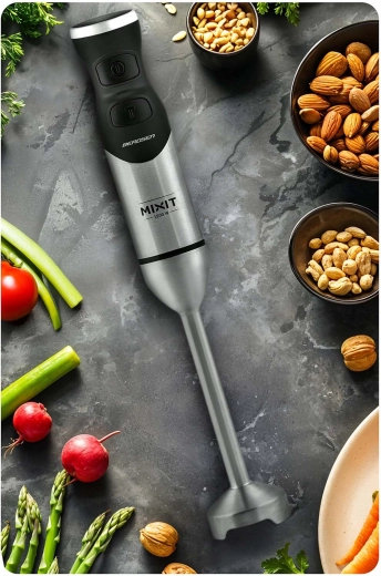 GOLD titanium blades for precise and long-lasting blending