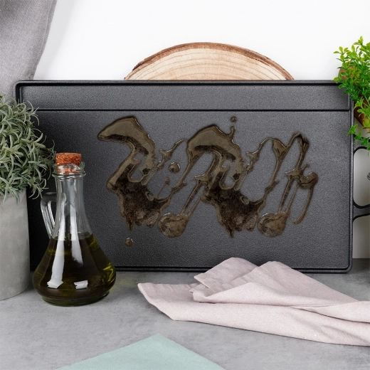 Utilisation polyvalente sur gril, cuisinière et au four