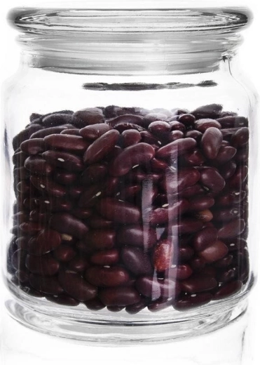 Ordine in dispensa e sul piano di lavoro