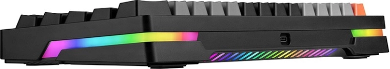 RGB completo e connettività versatile