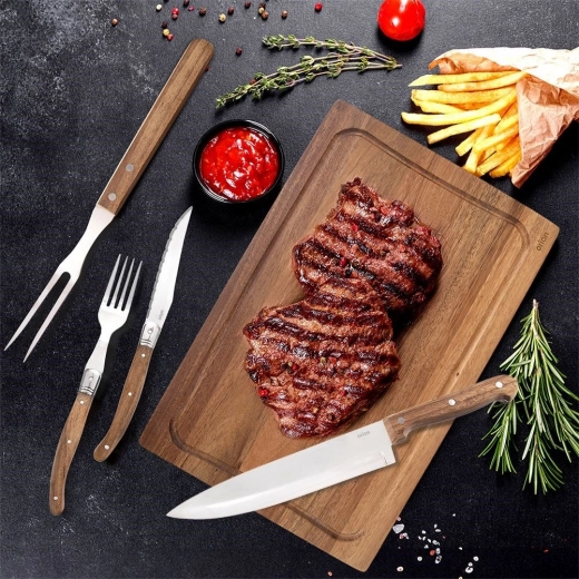 Ostré zoubkované nože z nerezu