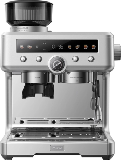 Dual boilers and dual pumps for seamless preparation