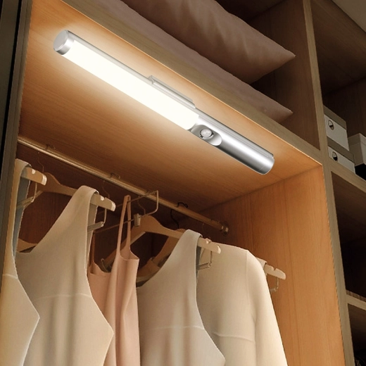 Magnetic mounting and easy installation