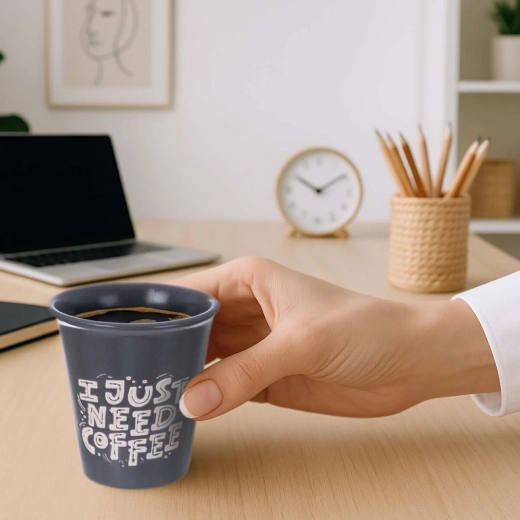 Tazza moderna senza manico