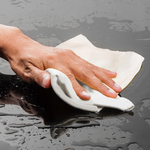 Mimořádná savost a čistý výsledek