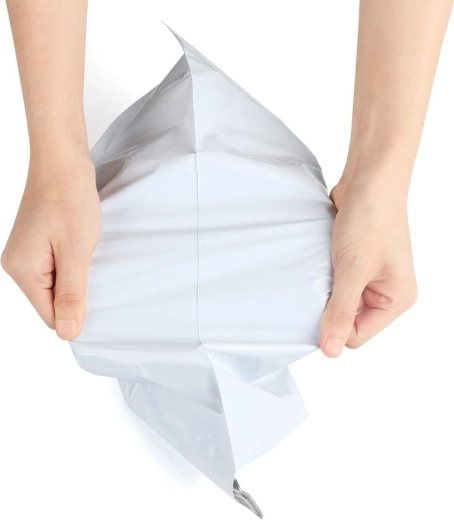 Matériau renforcé, flexible et résistant