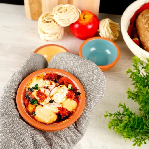 For baking and serving
