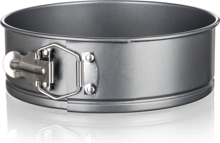 Sturdy carbon steel for even baking