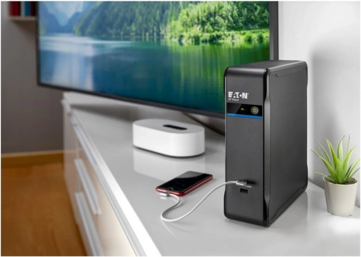 Ricarica USB sul pannello frontale