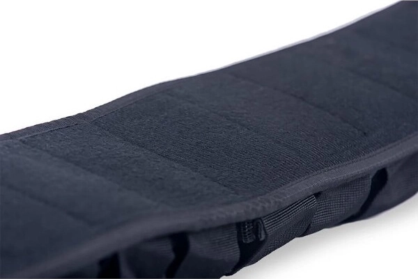 Cordura resistente e cuciture rinforzate