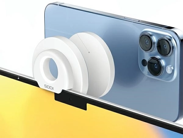 MagSafe magnetic attachment for secure mounting