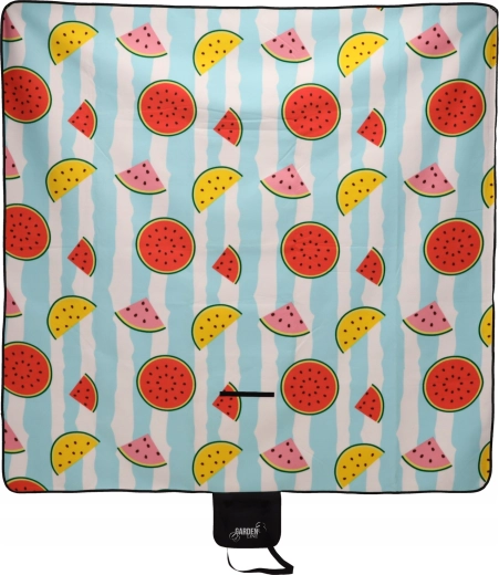 Ampio spazio e giocoso motivo fruttato