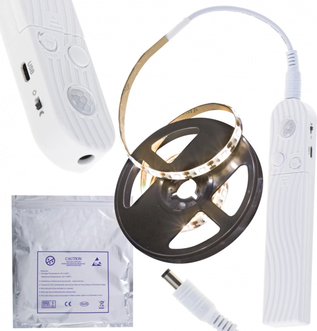 Water-resistant LED strip with motion sensor, USB/battery, 1 m, 59 LEDs, warm white