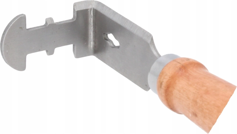 Sharp edge for thorough hive cleaning