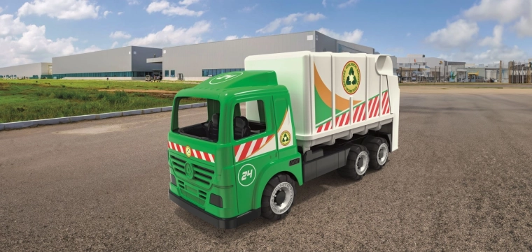 Rubberized wheels for quiet and smooth driving