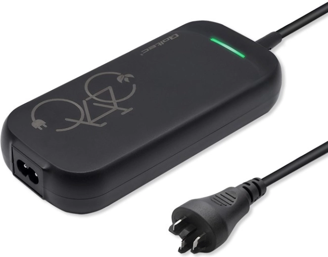 Brzo i sigurno punjenje 42 V / 2 A