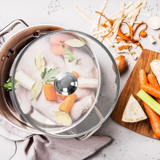 Clear view of cooking without lifting the lid