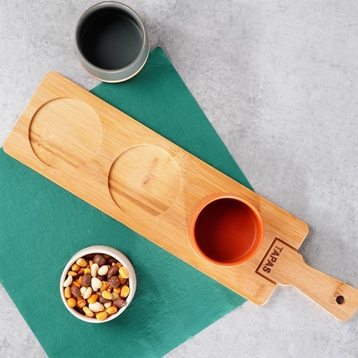 Stable bamboo board with handle
