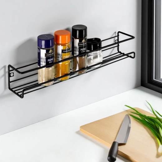 Design sottile per riporre le spezie in modo ordinato