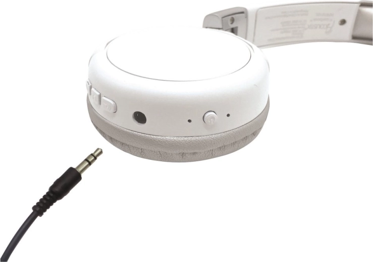 Wireless freedom and the reliability of a cable