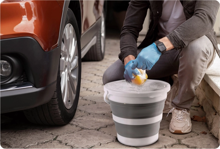 Versatile helper for laundry and car washing