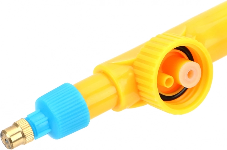 Nastavitelná mosazná tryska