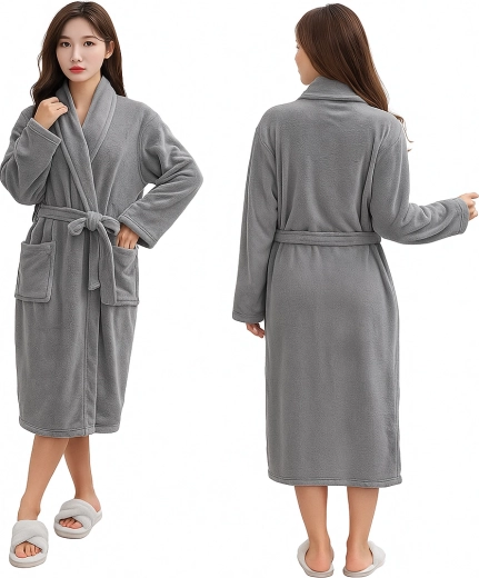 Practical pockets and versatile length