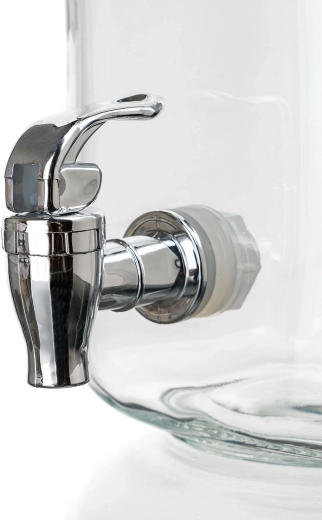 Convenient and clean pouring