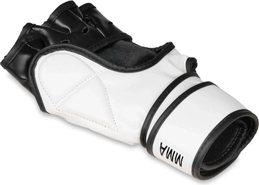 Stable wrist with a wide strap