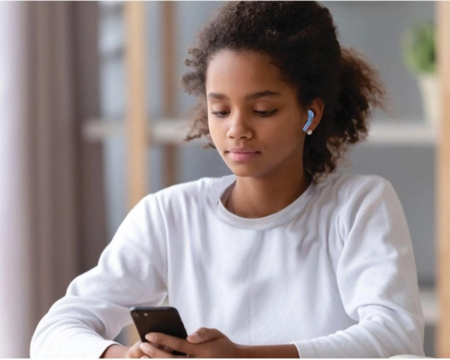 Indosso confortevole e controlli touch